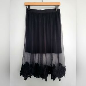 Forever 21 Lace Black Skirt Size Small